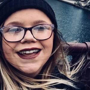 Meet your Posher, Kayla